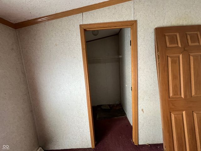 225 E 360 N, Anderson, IN 46012