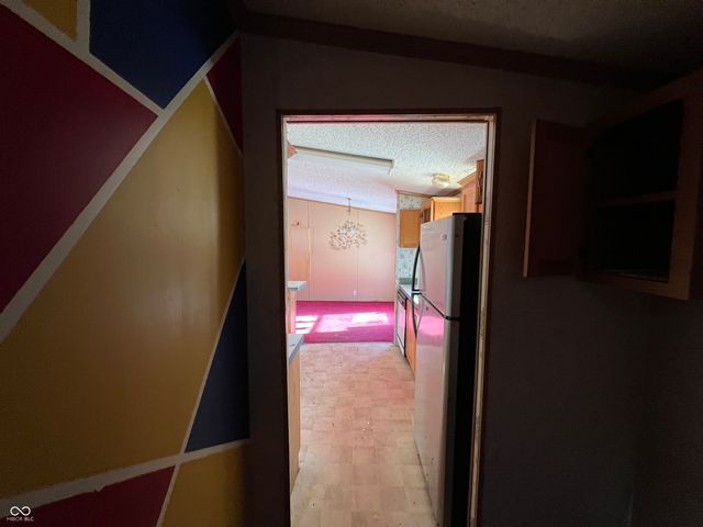 225 E 360 N, Anderson, IN 46012