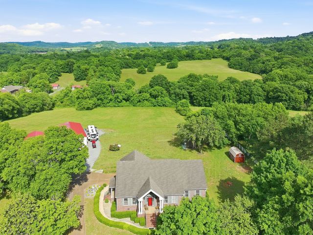 1150 Cochran Cemetery Rd, Lewisburg, TN 37091