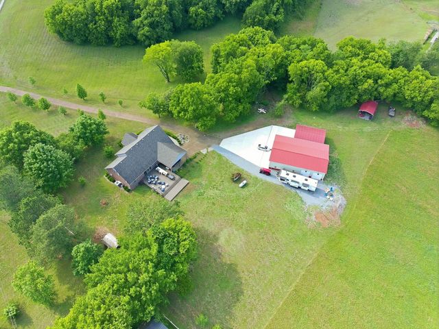 1150 Cochran Cemetery Rd, Lewisburg, TN 37091