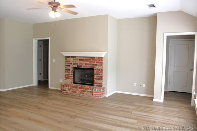 12007 S Cedar Avenue, Jenks, OK 74037