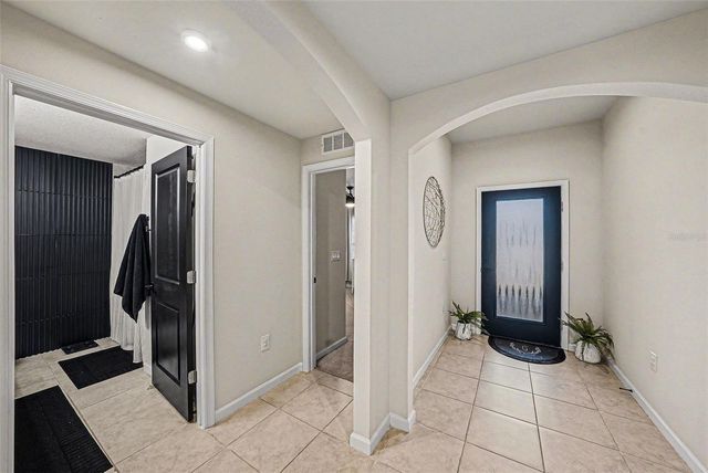 18400 HUNTERS MEADOW WALK, Land O Lakes, FL 34638