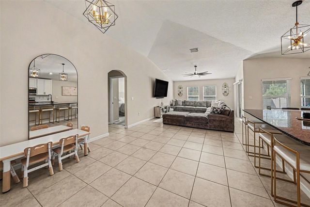 18400 HUNTERS MEADOW WALK, Land O Lakes, FL 34638