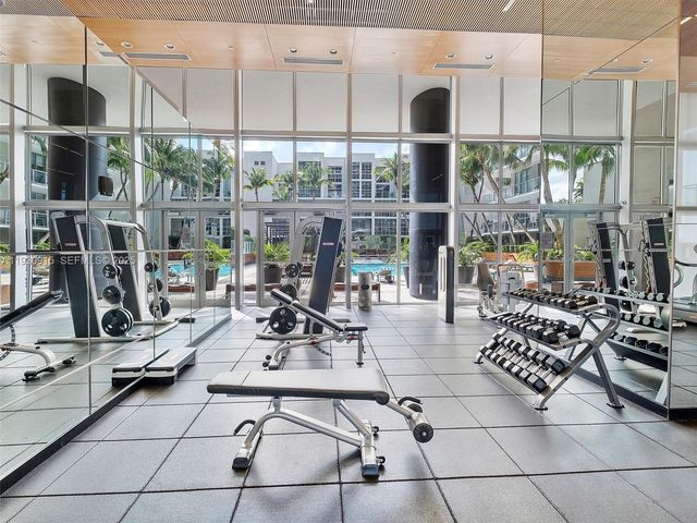 3470 E Coast Ave H1605, Miami, FL 33137