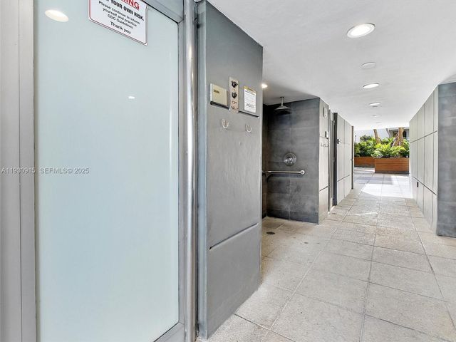 3470 E Coast Ave H1605, Miami, FL 33137