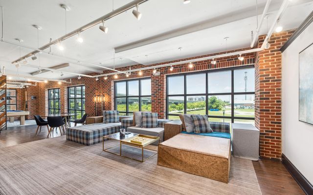 601 Meeting Street Roseman, Charleston, SC 29403