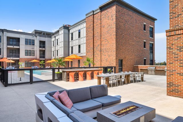 601 Meeting Street Roseman, Charleston, SC 29403