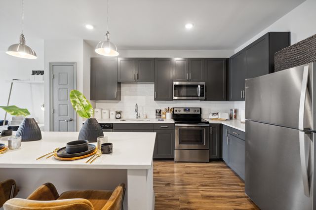 601 Meeting Street Roseman, Charleston, SC 29403