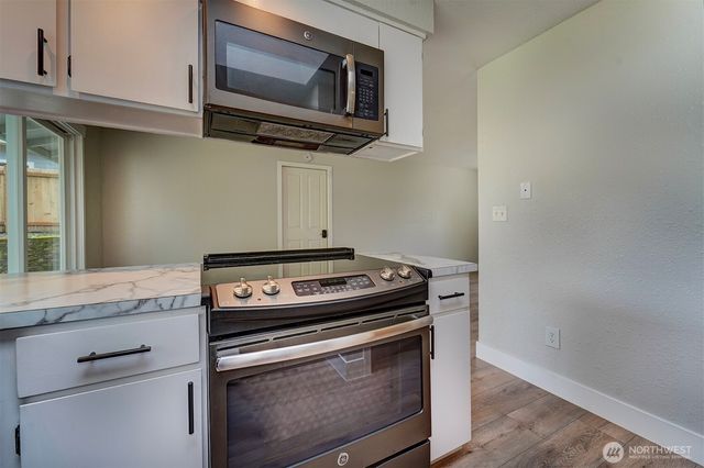 7630 NE Beachwood Avenue, Poulsbo, WA 98370