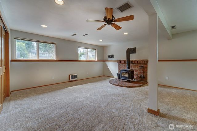 7630 NE Beachwood Avenue, Poulsbo, WA 98370