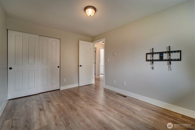 7630 NE Beachwood Avenue, Poulsbo, WA 98370