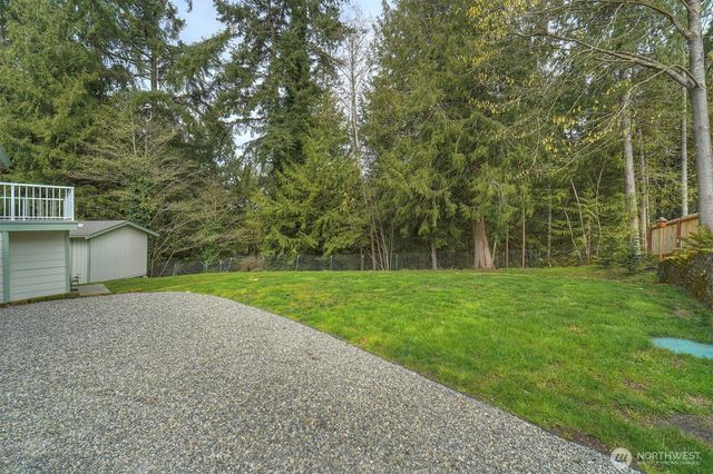 7630 NE Beachwood Avenue, Poulsbo, WA 98370