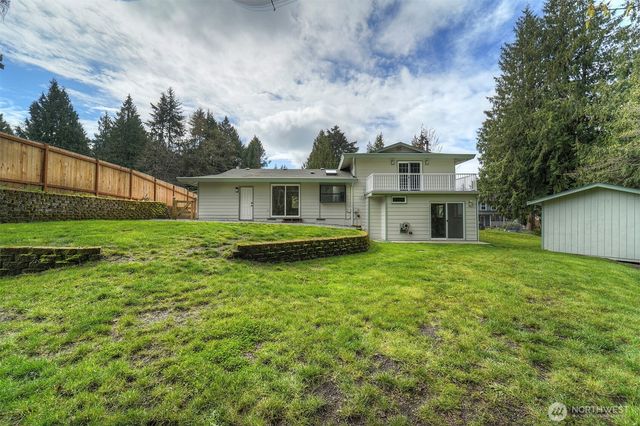 7630 NE Beachwood Avenue, Poulsbo, WA 98370