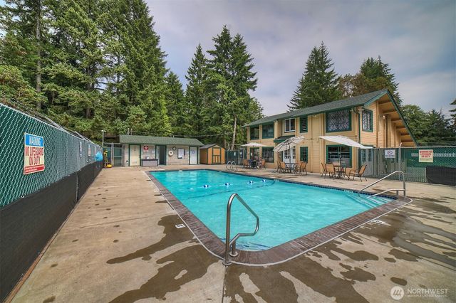 7630 NE Beachwood Avenue, Poulsbo, WA 98370