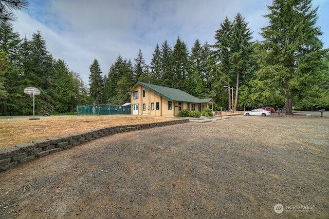 7630 NE Beachwood Avenue, Poulsbo, WA 98370