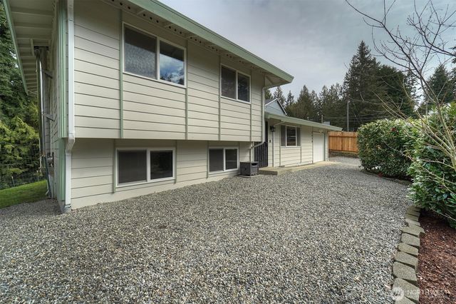 7630 NE Beachwood Avenue, Poulsbo, WA 98370