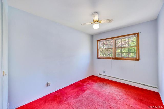 18 Columbine Lane, Kings Park, NY 11754
