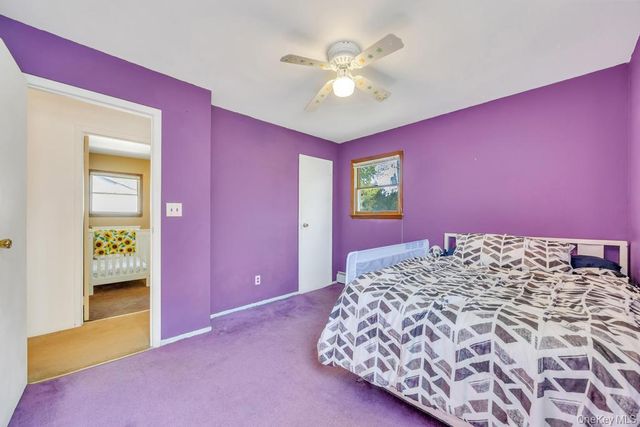 18 Columbine Lane, Kings Park, NY 11754