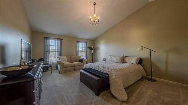 138 Valley View Dr, Rostraver, PA 15012