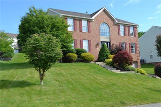 138 Valley View Dr, Rostraver, PA 15012