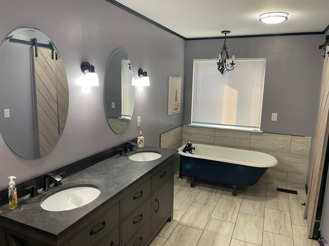 511 Pheasant Ridge Dr, Warner Robins, GA 31088