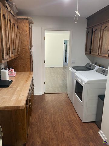 511 Pheasant Ridge Dr, Warner Robins, GA 31088