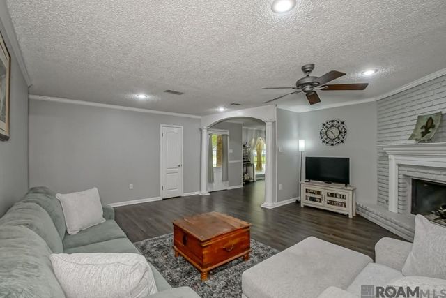 13509 Joe Gautreau Rd, Gonzales, LA 70737