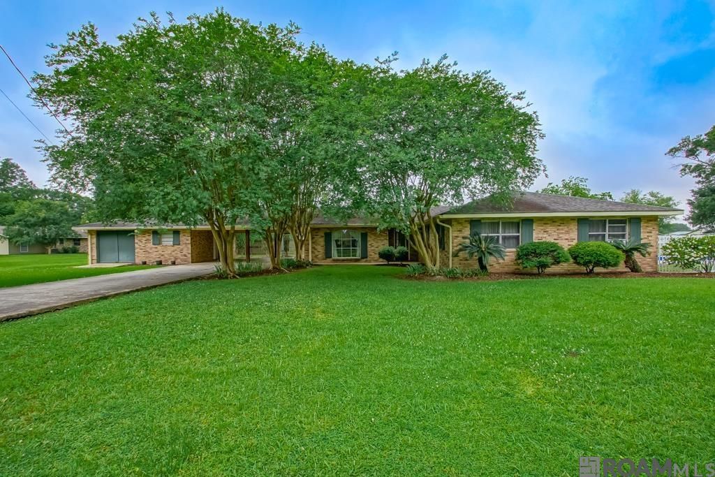 13509 Joe Gautreau Rd, Gonzales, LA 70737