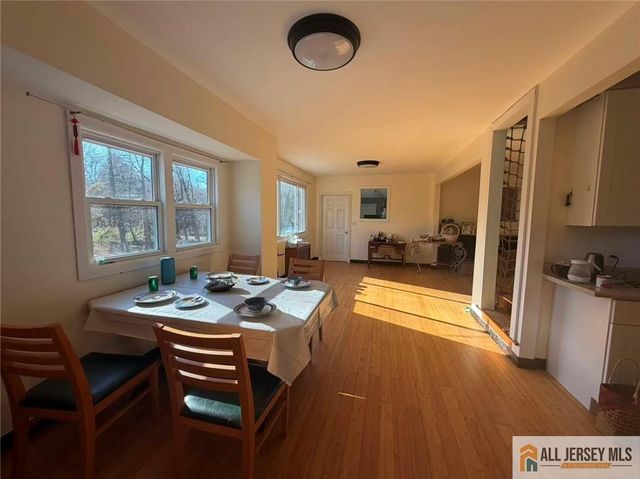 57 N Disbrow Hill Road, Monroe, NJ 08831