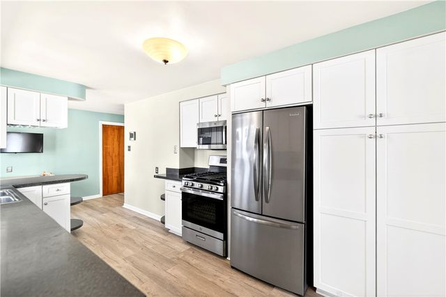 1871 Ridge Road, South Park, PA 15129