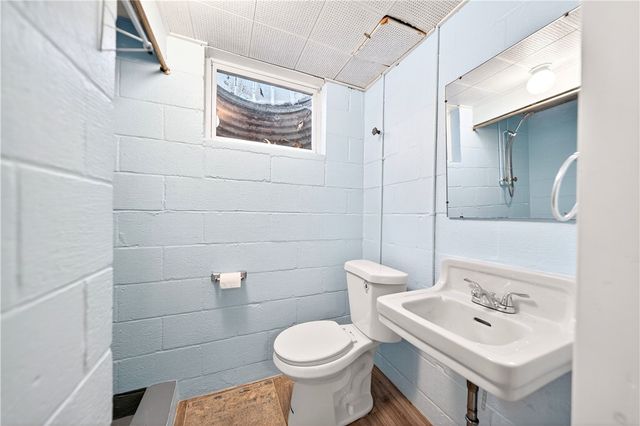 1871 Ridge Road, South Park, PA 15129