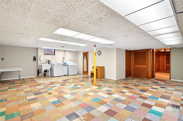 1871 Ridge Road, South Park, PA 15129