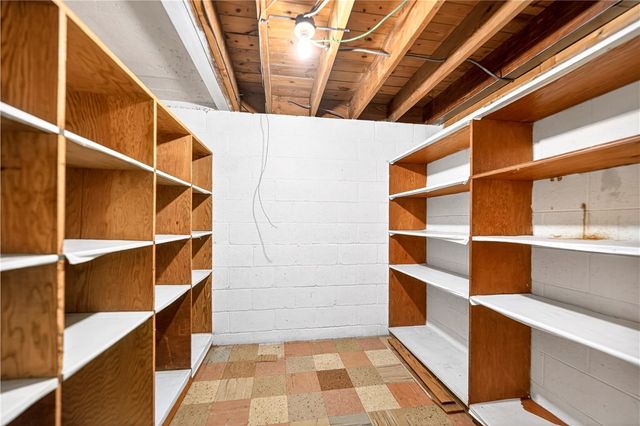 1871 Ridge Road, South Park, PA 15129