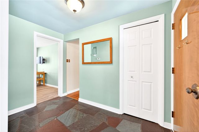 1871 Ridge Road, South Park, PA 15129