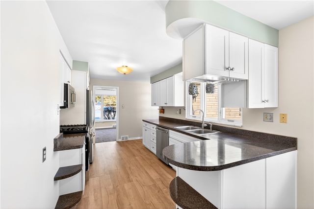 1871 Ridge Road, South Park, PA 15129