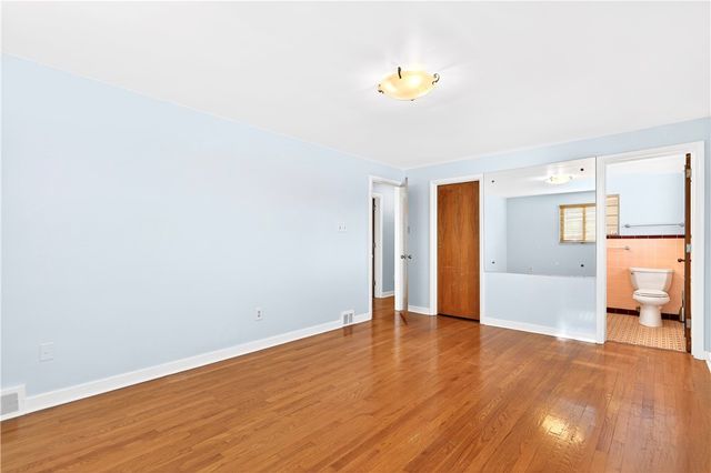 1871 Ridge Road, South Park, PA 15129