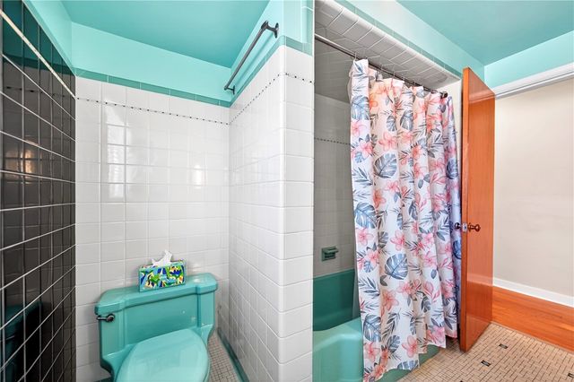 1871 Ridge Road, South Park, PA 15129