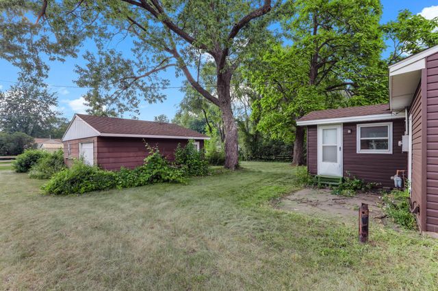 10100 Quince Street NW, Coon Rapids, MN 55433