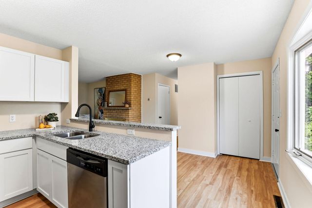 10100 Quince Street NW, Coon Rapids, MN 55433