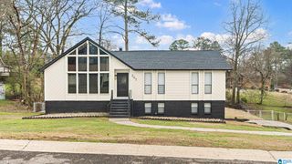 207 11TH PLACE, Pleasant Grove, AL 35127