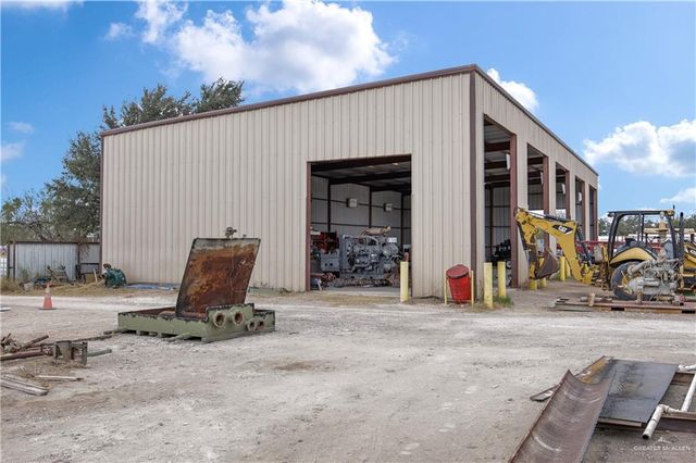 5004 N La Homa Road, Mission, TX 78574