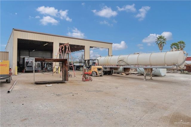 5004 N La Homa Road, Mission, TX 78574