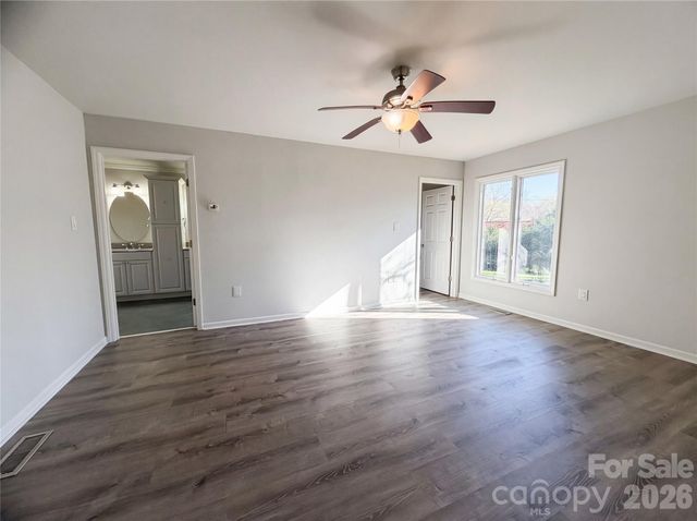 1512 Buckingham Avenue, Gastonia, NC 28054