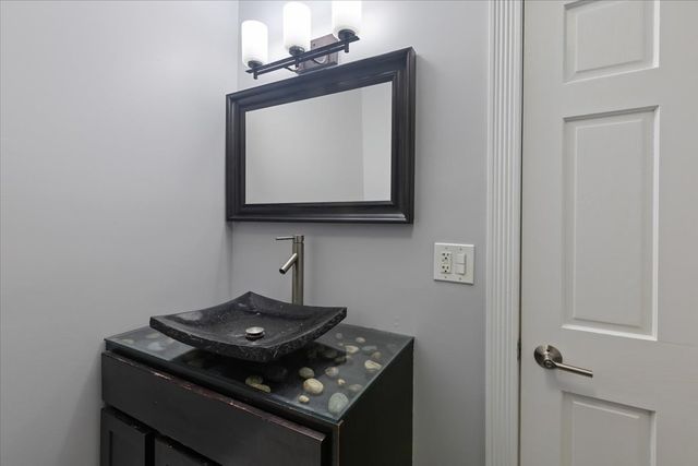 5241 S Wolcott Avenue 1, Chicago, IL 60609