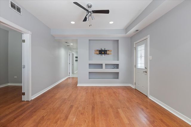 5241 S Wolcott Avenue 1, Chicago, IL 60609