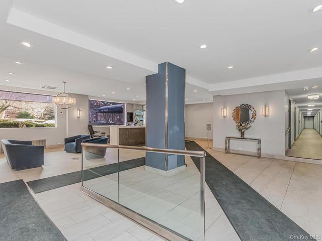 3935 Blackstone Avenue 8A, Bronx, NY 10471