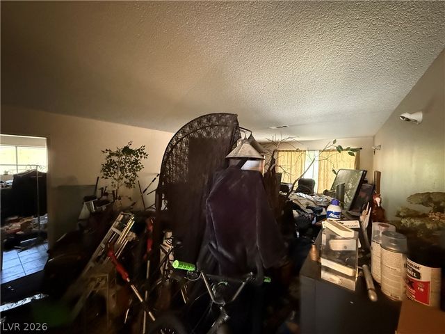 4222 Vader Avenue, Las Vegas, NV 89120