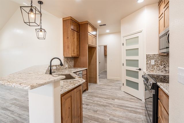 710 N Post Oak Street, Dublin, TX 76446