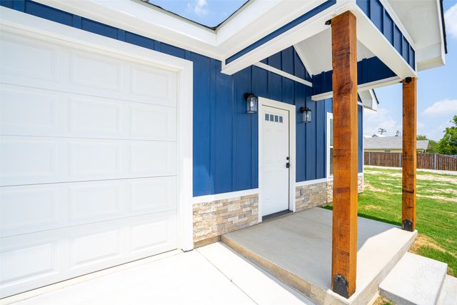 710 N Post Oak Street, Dublin, TX 76446
