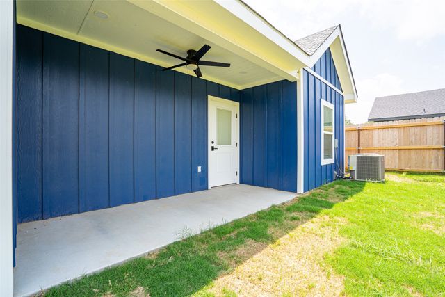 710 N Post Oak Street, Dublin, TX 76446